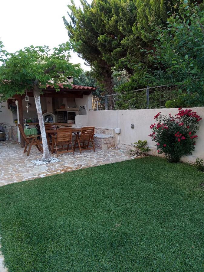 Villa Tsios Artemida  Buitenkant foto